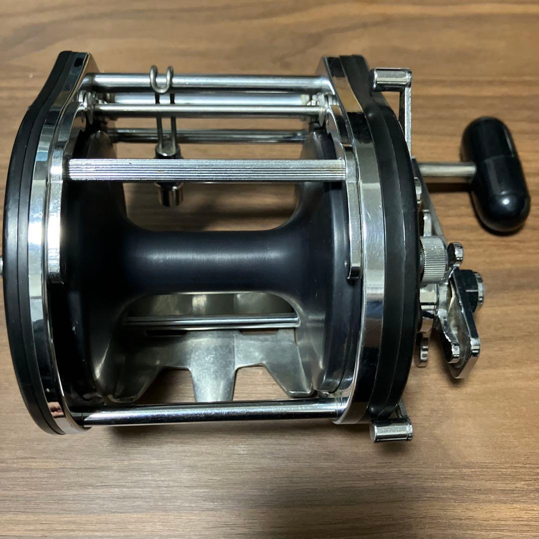 美品 両軸リール ダイワ スーパーダイナミック ST-600