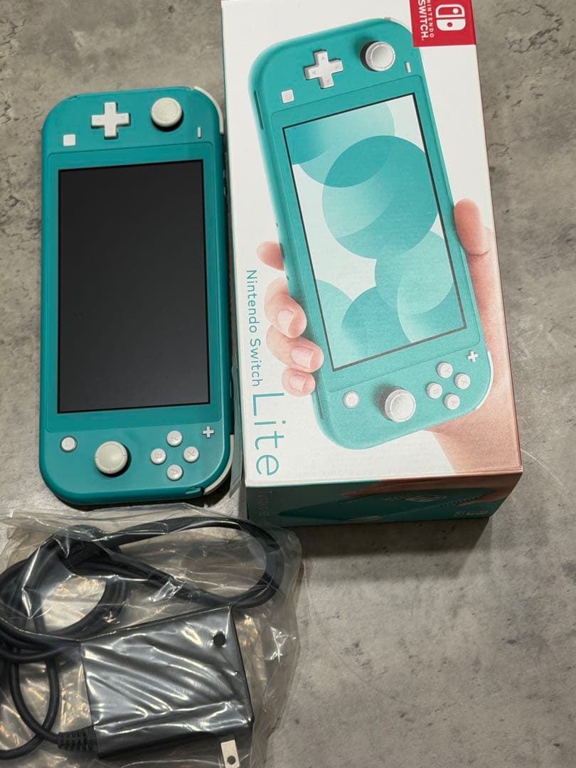 d*9様 Nintendo Switch Lite ターコイズ 本体 ジャンク品