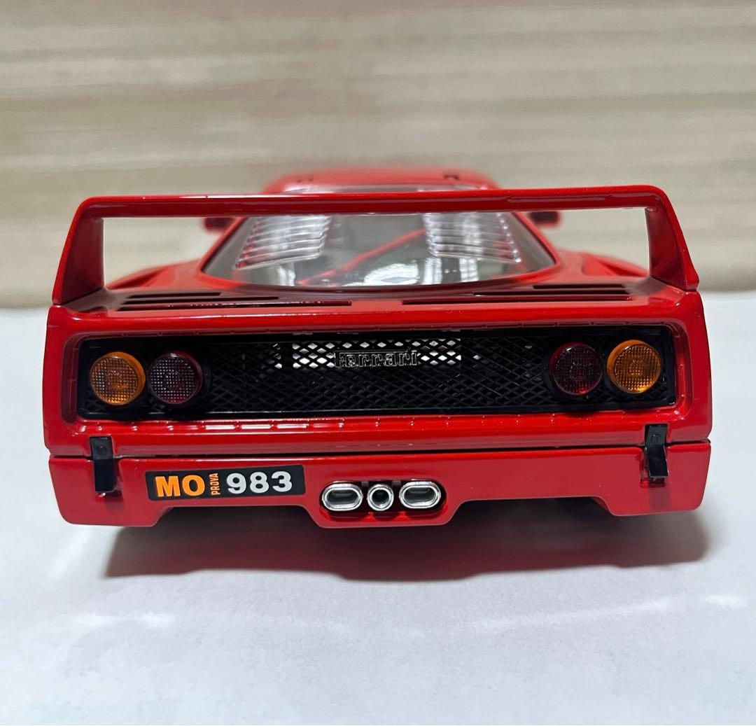 ブラーゴ 1/18 Ferrari F40 (1987) Red