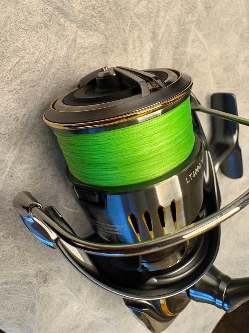 DAIWA 23エアリティ LT4000-XH スピニングリール