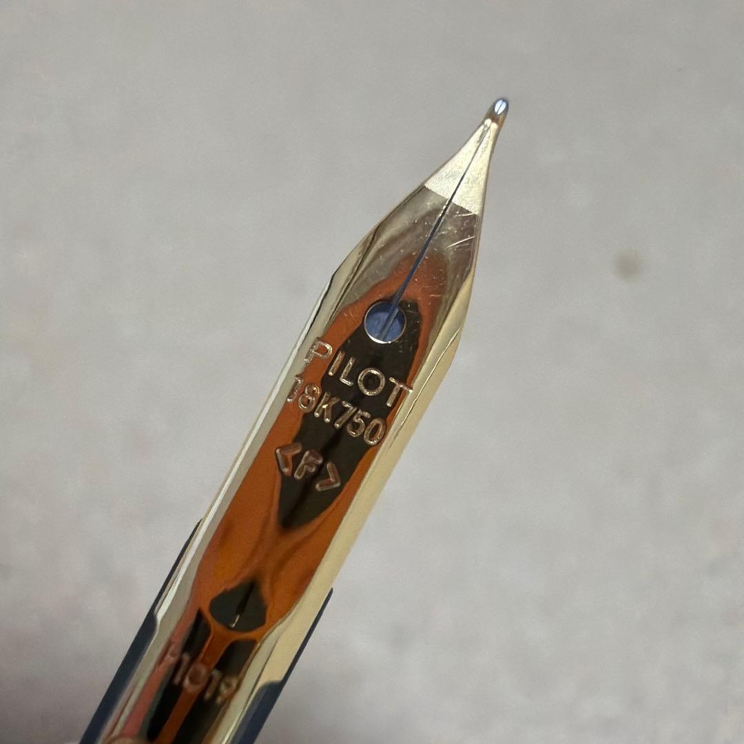 新品 限定 パイロット キャップレス 万年筆 F ニッポニア オエステ会 箱付き