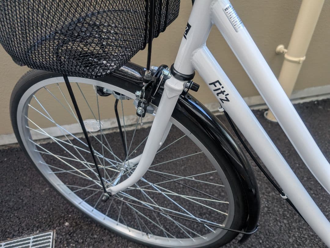 新品未使用品　Fit'z シティサイクル ホワイト　自転車　ダイワサイクル