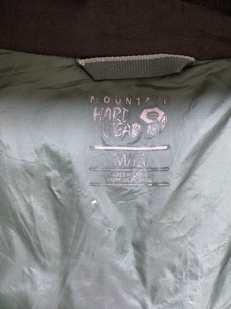マウンテンハードウェアMOUNTAIN HARDWEAR 中綿ジャケット