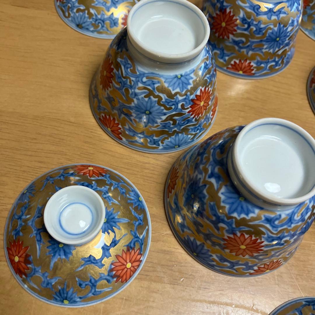 蓋付き小鉢５客 その３（有田焼　華古伊万里様式　菊唐草文様　薄作り）