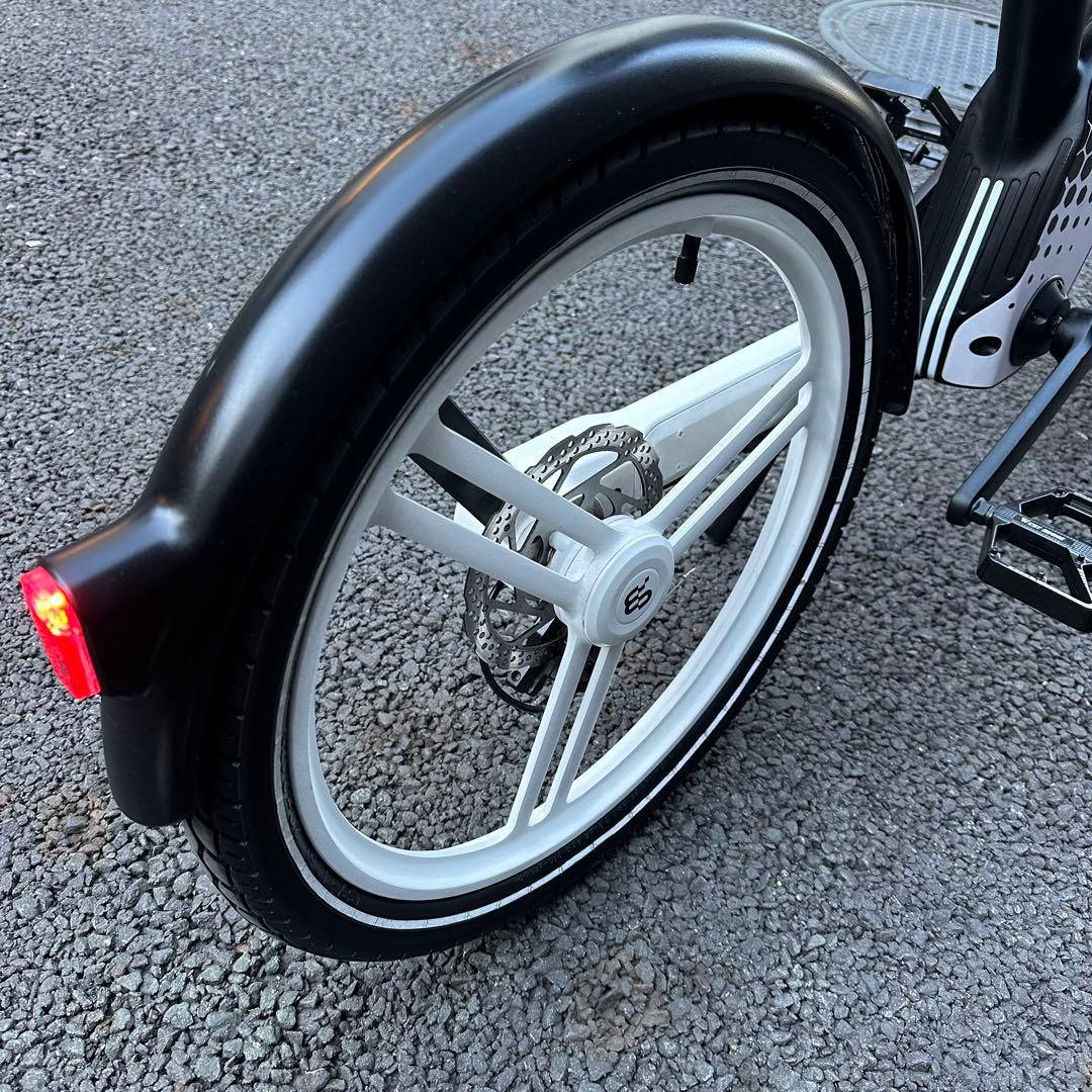 HONBIKE 電動アシスト自転車 前カゴ付走行142キロ