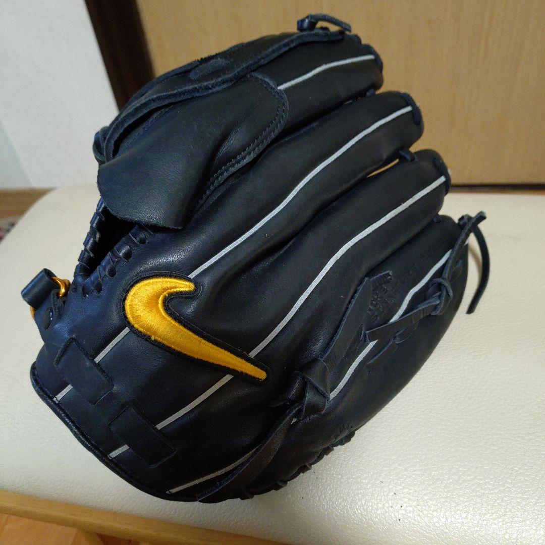 ナイキ　ダルビッシュモデル　一般軟式用グローブ　良品
