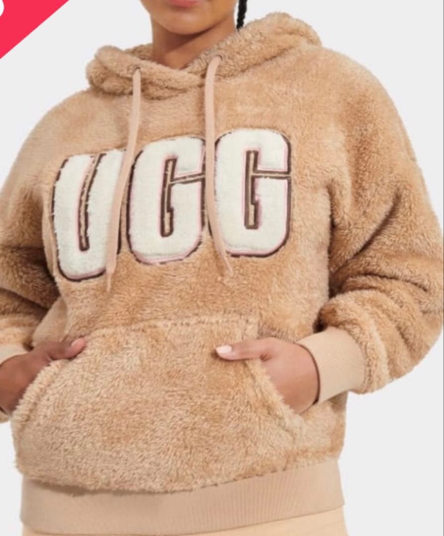 新品未使用UGG フリースパーカー ベージュ袋入り