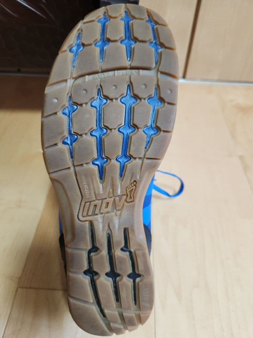 inov-8　f-lite235　uk8　27cm