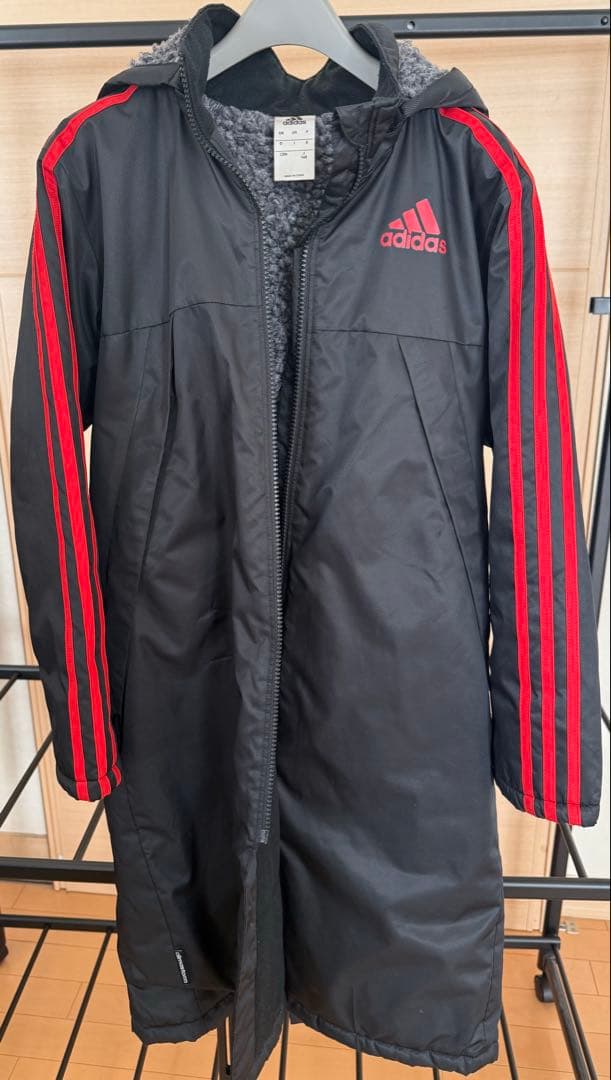 Adidas ベンチコート サイズ:140 色:ブラック（レッド・グレー）