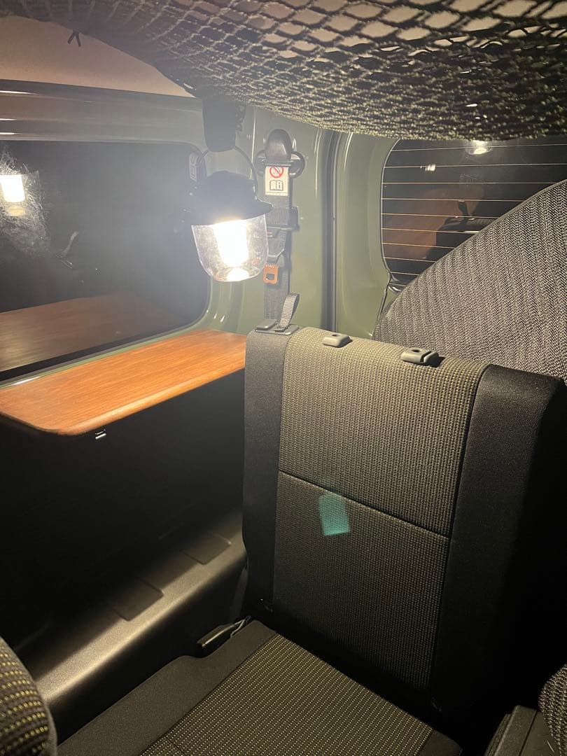 新型ジムニー　jb64 jb74 サイドテーブル　折り畳み式　運転席後ろ側用