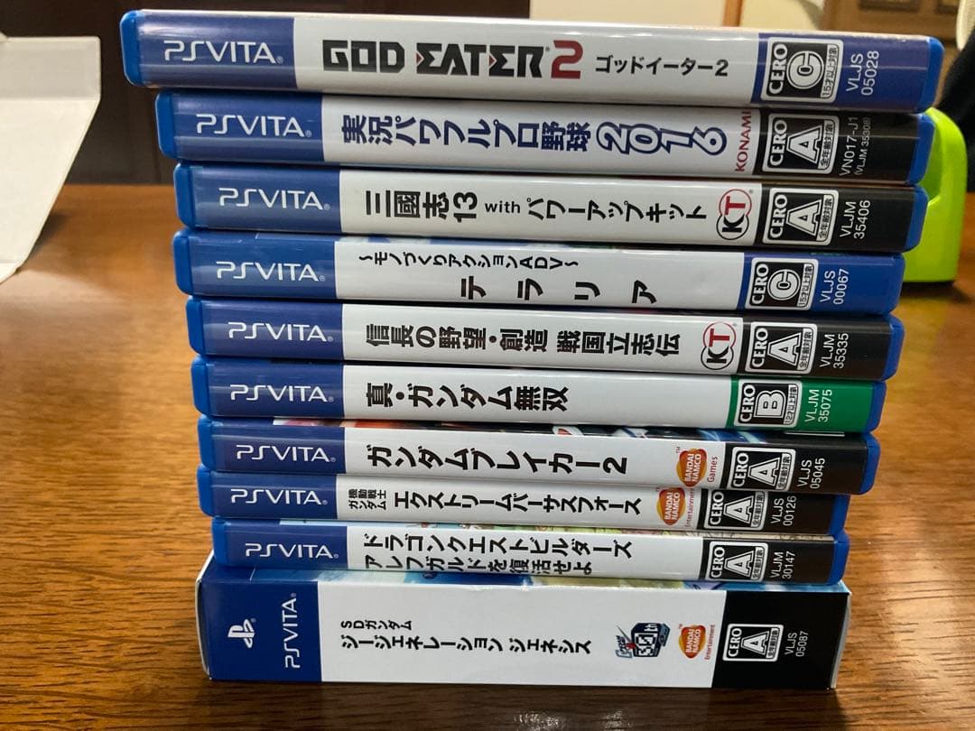 PSVITA PCH-1000 ソフト10本