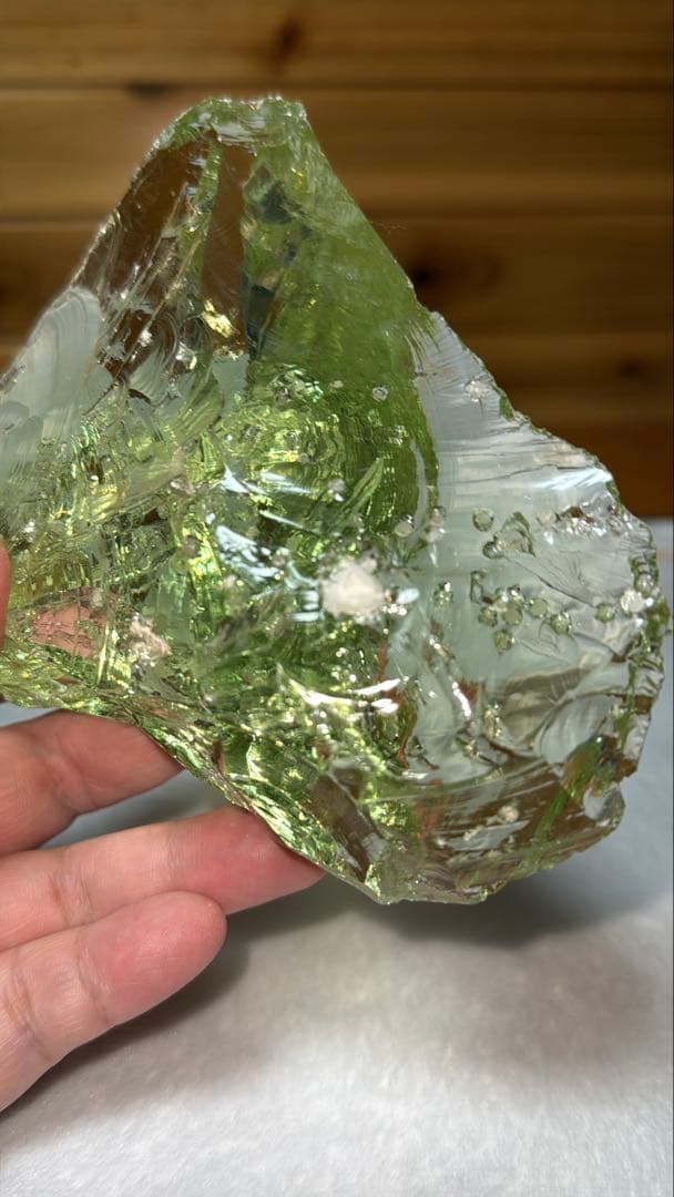 ⑤希少色 ジャワ島産火山性ガラス レモンライム クリストバライト結晶 原石かち割