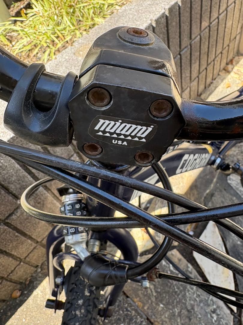 22インチ　自転車　子供　COGHORN miami