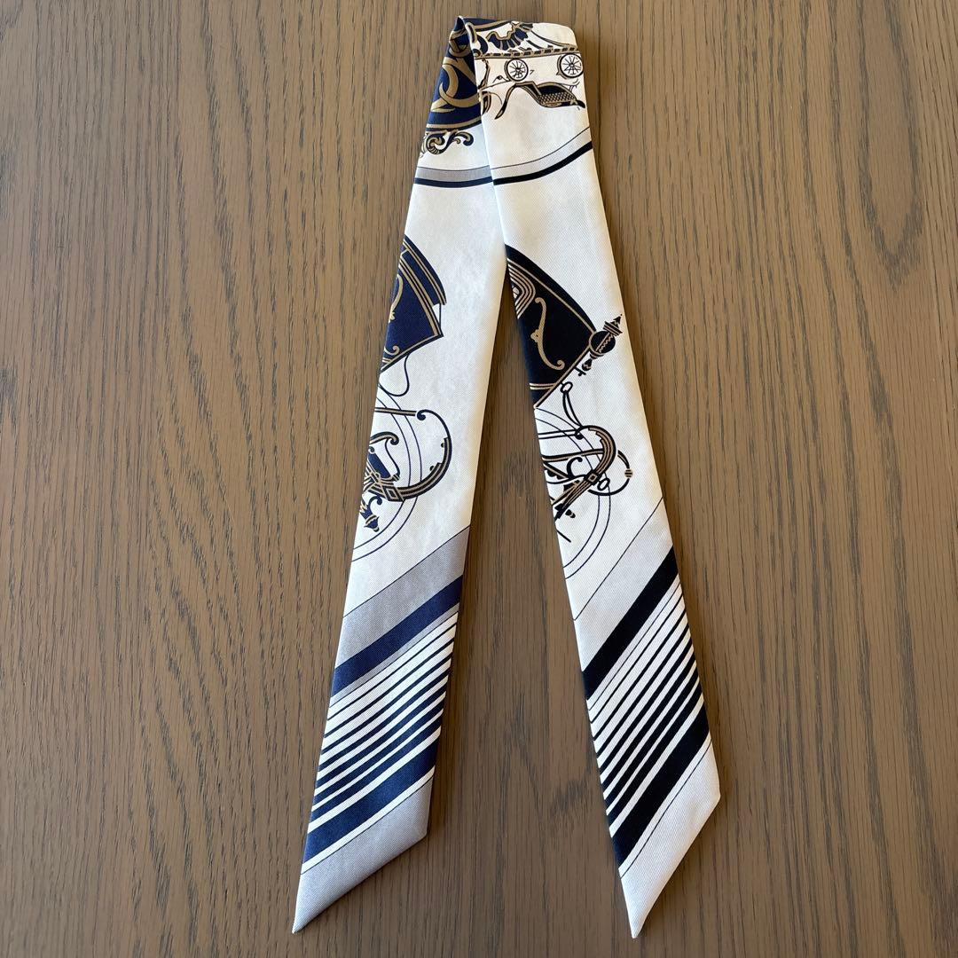 エルメス　ツイリー　シルクスカーフ　エクスリブリス
