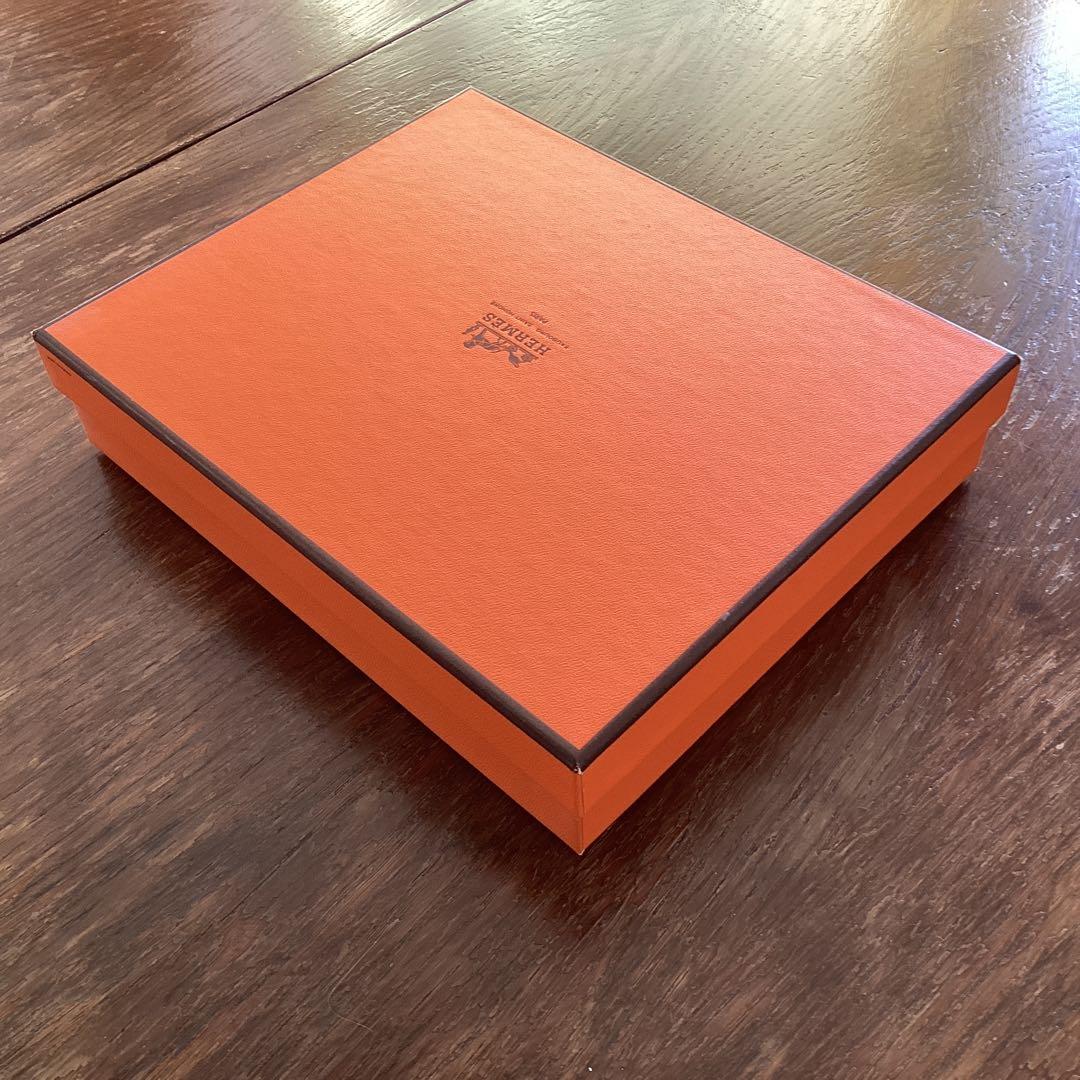 「VISIONAIRE 32  HERMES」　コレクターアイテム　希少
