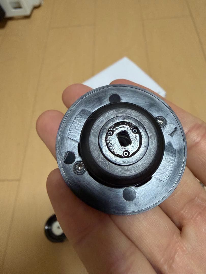 24/LUVIAS LT2500S スピニングリール　フルベアリングチューン済み