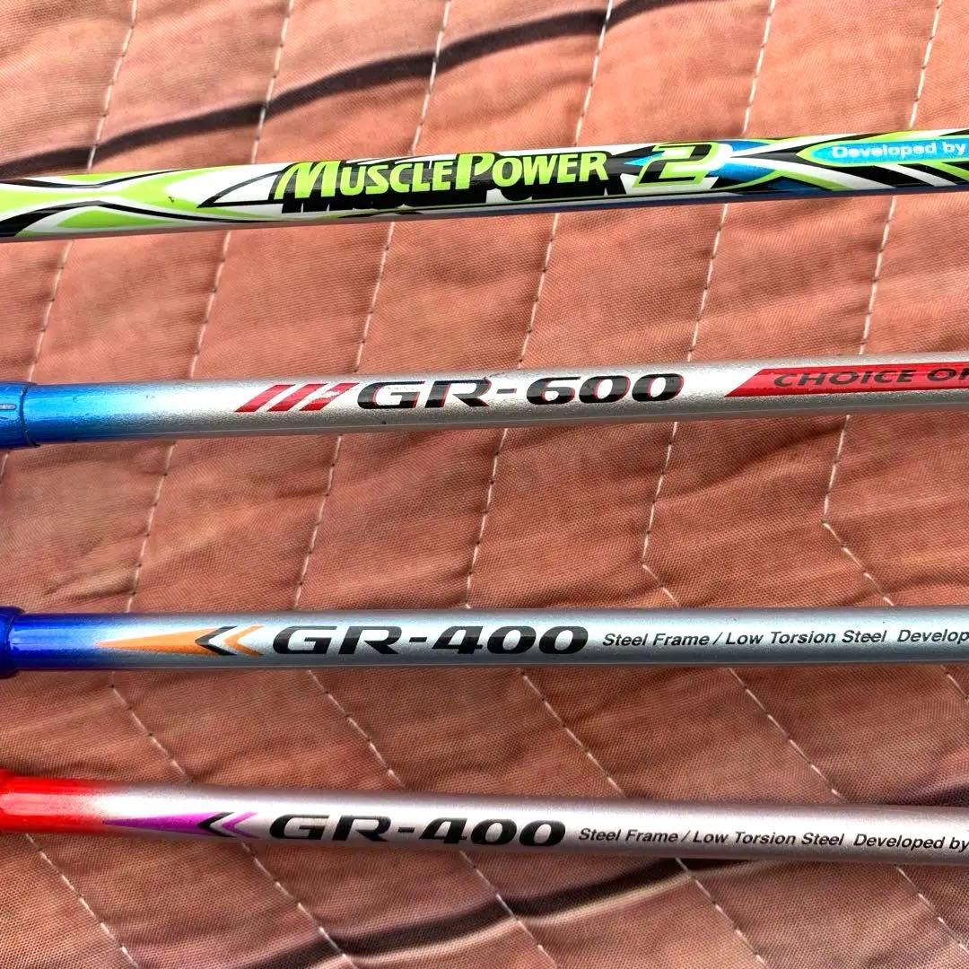 YONEX バドミントンラケット　まとめて４本