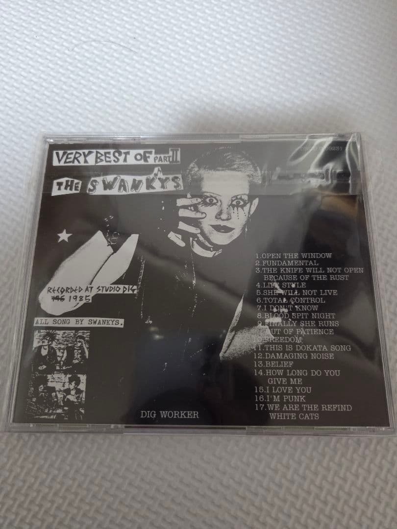 The Swankys　スワンキーズ1st+追加トラックCD