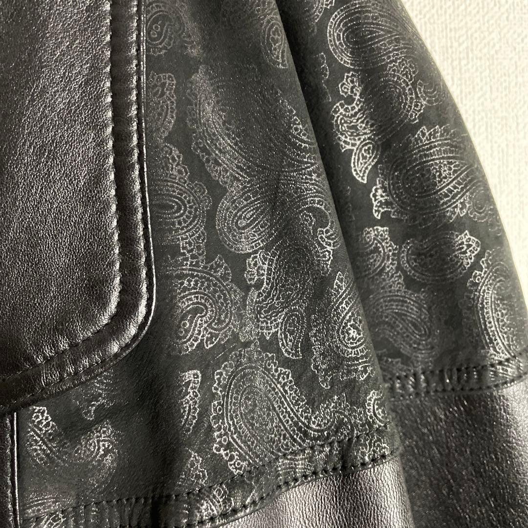 ペイズリー柄　レザージャケット　羊革　本革　希少デザイン　革巻きボタン　黒　古着