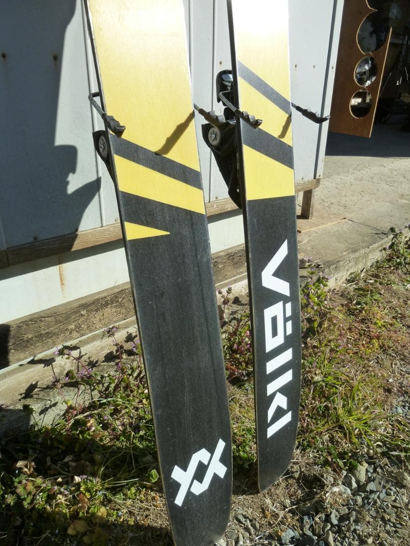 Völkl REVOLT 114 スキー板 Marker ビンディング付き