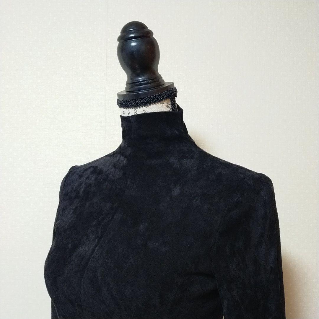 新品　フェラガモ　近年モデル　スウェードストレッチレザートップス　本革　黒　S