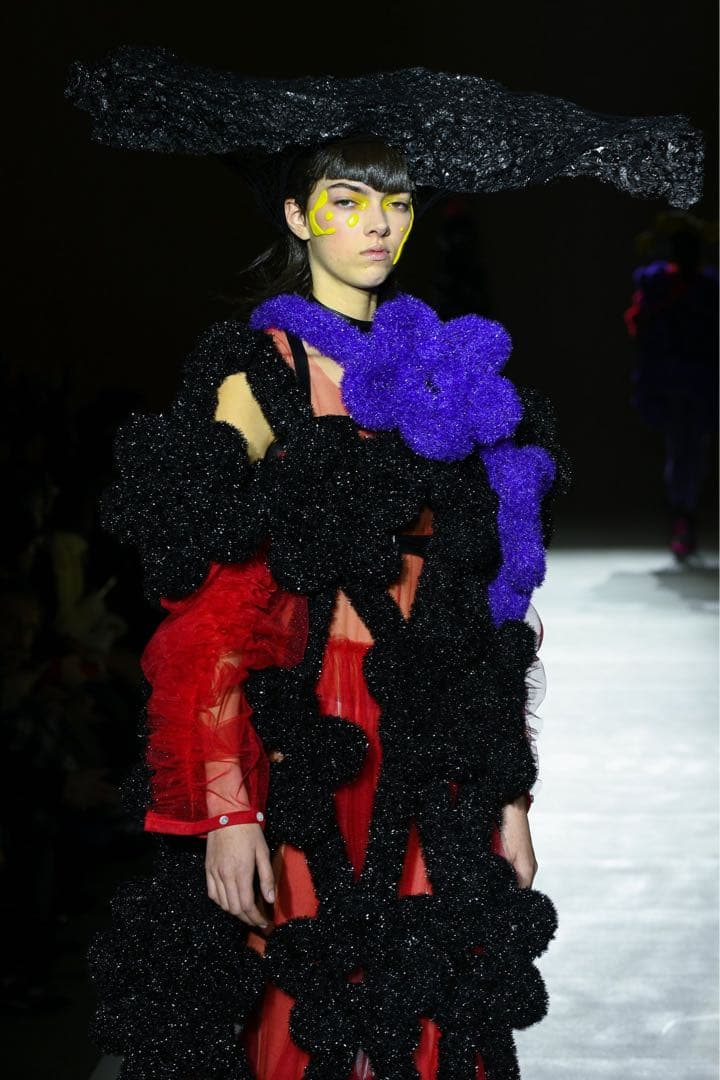 秋元梢着 23AW noir kei ninomiya フラワー ハーネスドレス