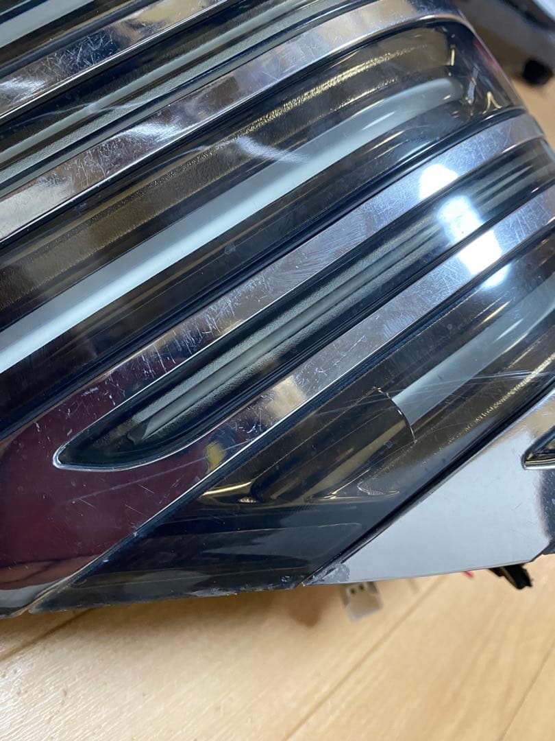 20 アルファード ヴェルファイア ヴァレンティ ジュエルLED テールランプ
