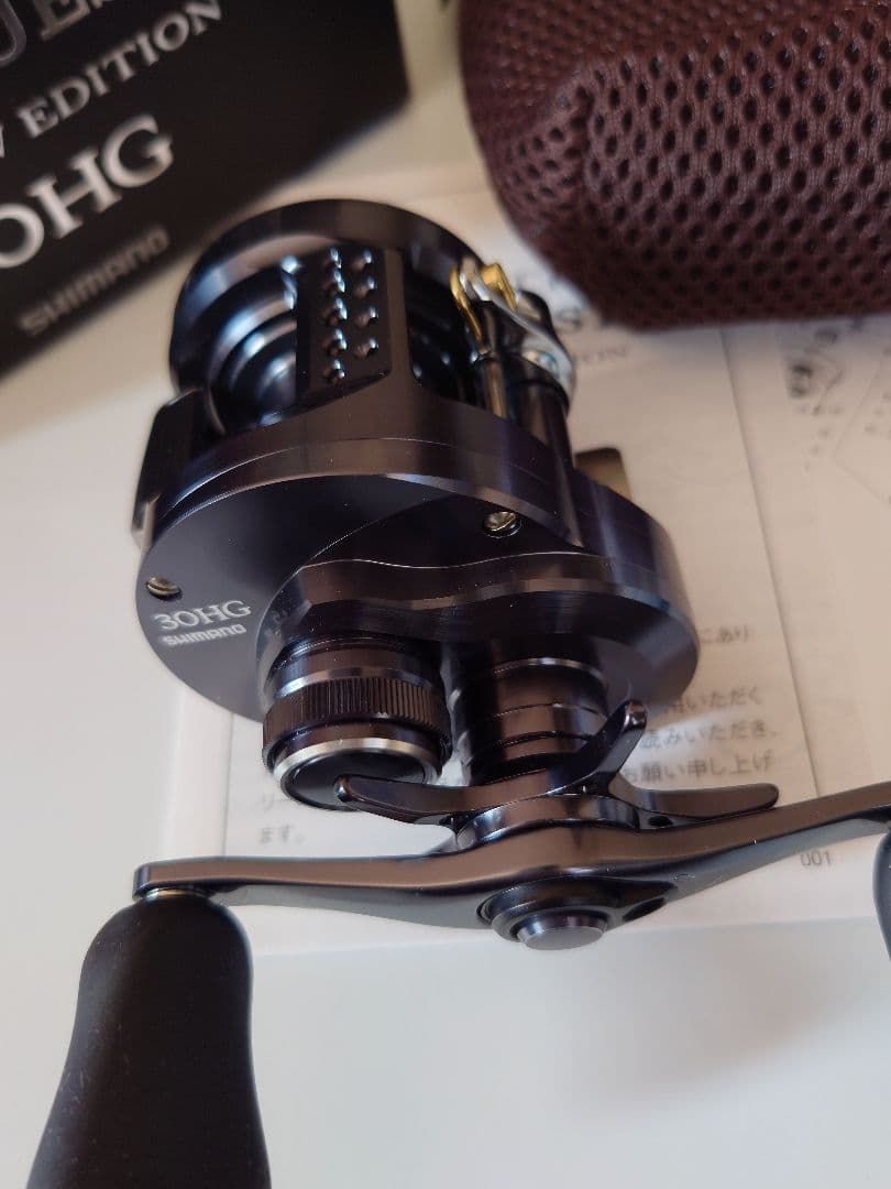 シマノ 24カルカッタコンクエスト シャローエディション 30HG [未使用]