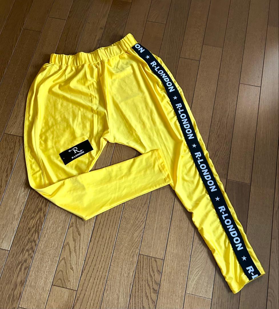 ★R:LONDON ★イエロートレーニングパンツ Mサイズ　タグ付き美品