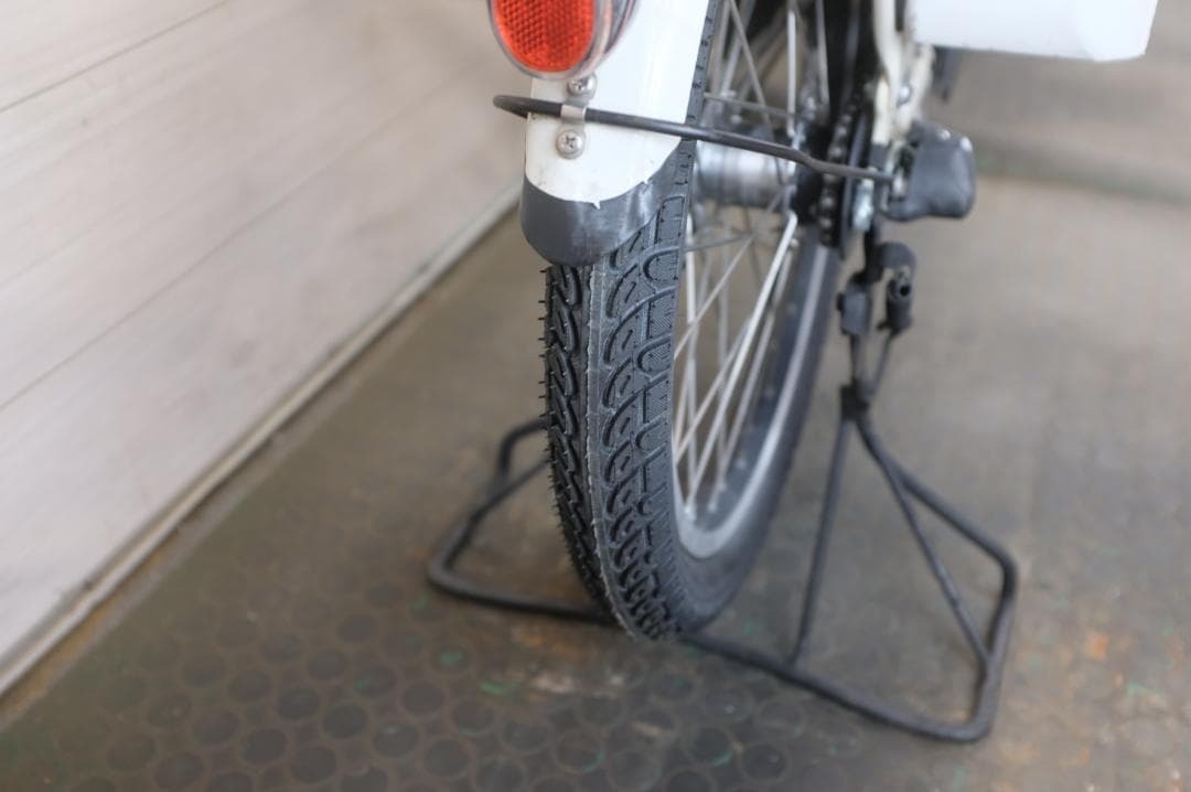 新品タイヤ！BS BIKKE　 20インチ　3段　8.7Ah（4点灯）充電器あり
