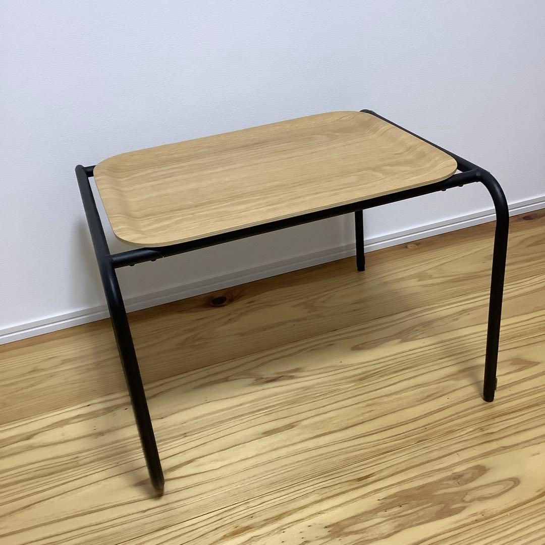 無印良品　スチールスタンド　テーブル