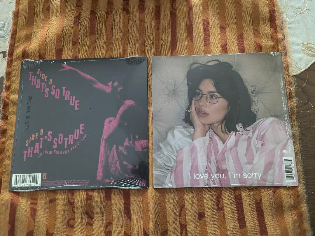 Gracie Abrams, Official EP_Record×2