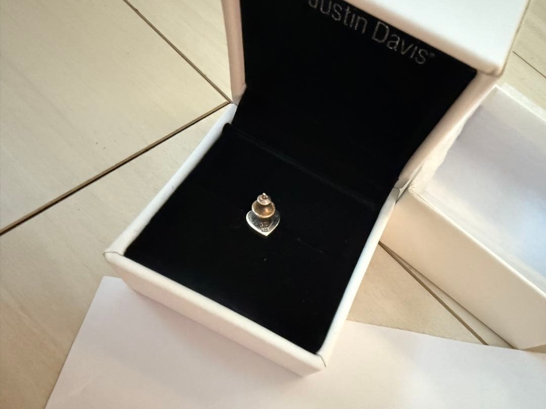 ジャスティンデイビス（JUSTIN DAVIS） BLACK HEART ピアス
