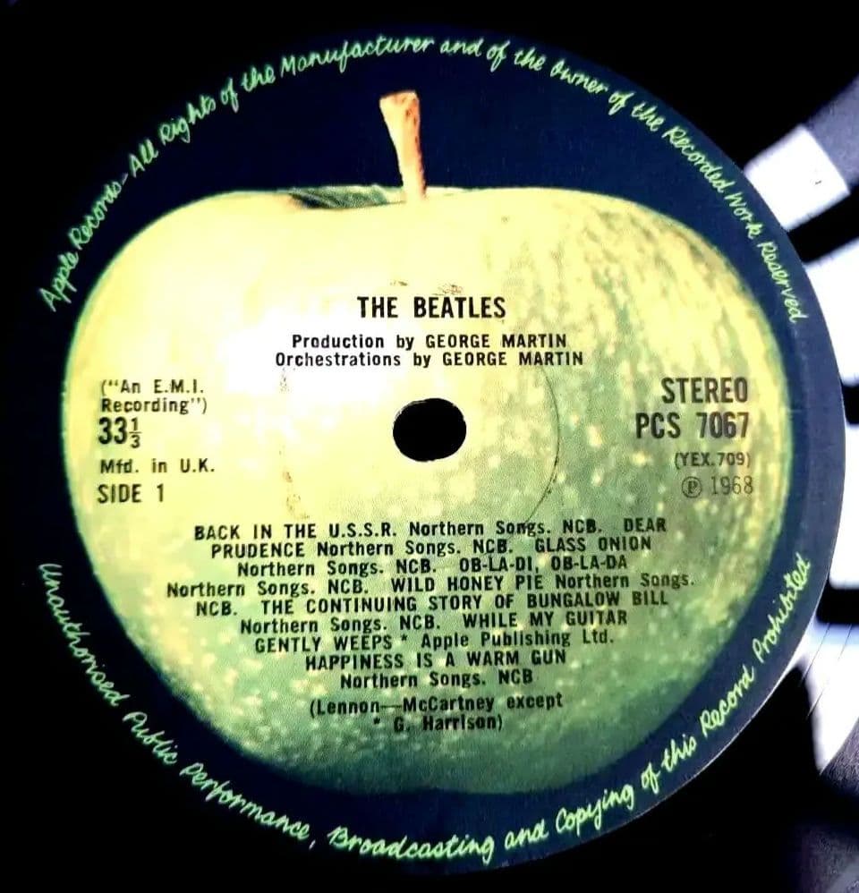 超レアUK盤The Beatles ホワイトアルバム
