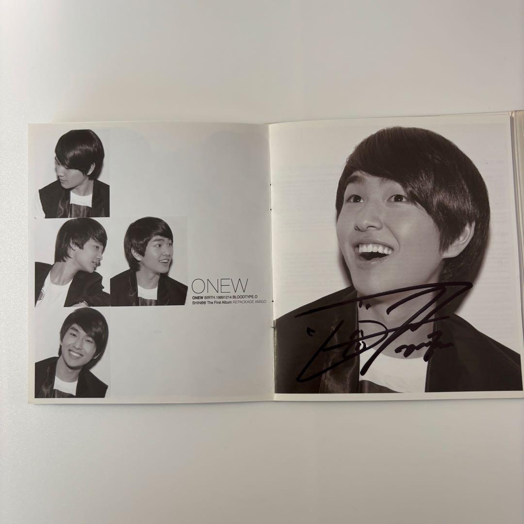 SHINee AMIGO 直筆サイン 全員 ジャケット＋歌詞カード 両面サイン