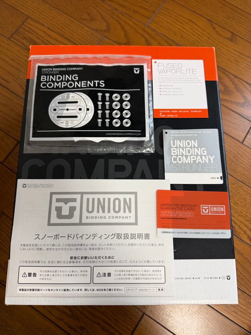 UNION STRATA ビンディング ブラック/レッド　Sサイズ