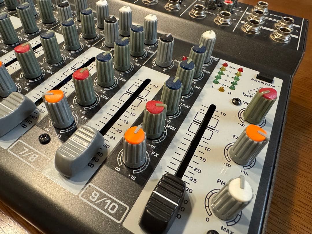Behringer XENYX 1002B 電池駆動可