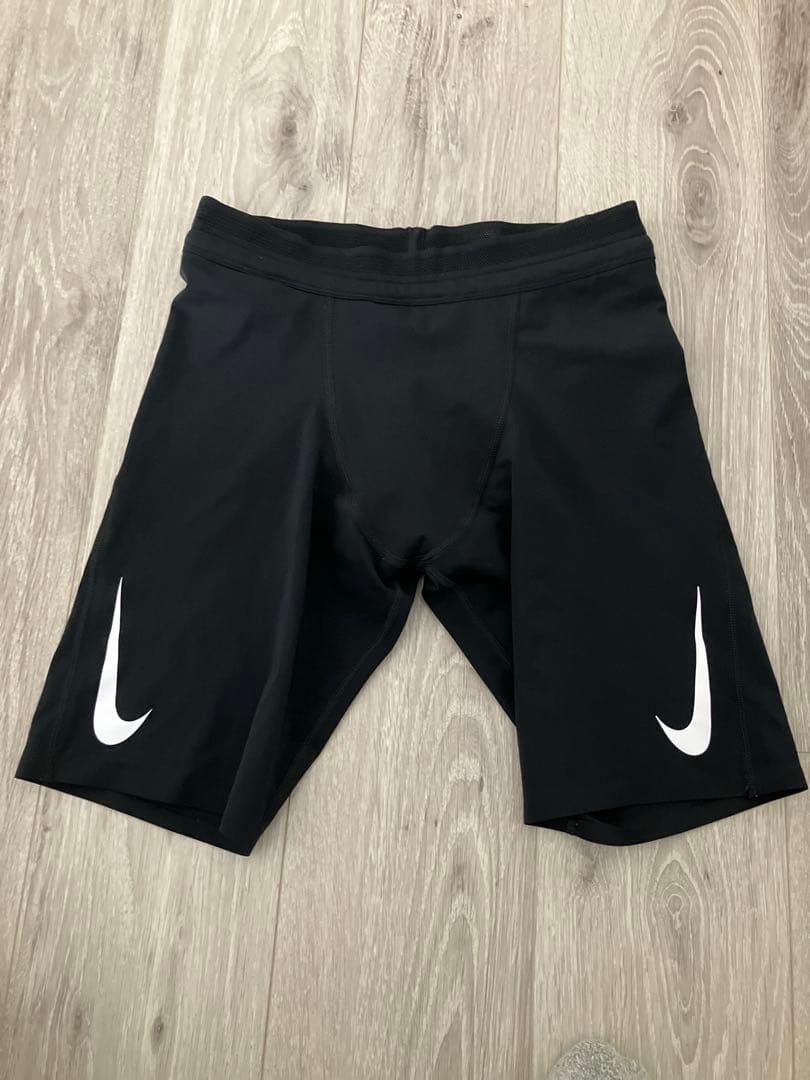 【3点セット】Nike ヴェイパーフライ4/シングレット/エアロスイフトタイツ