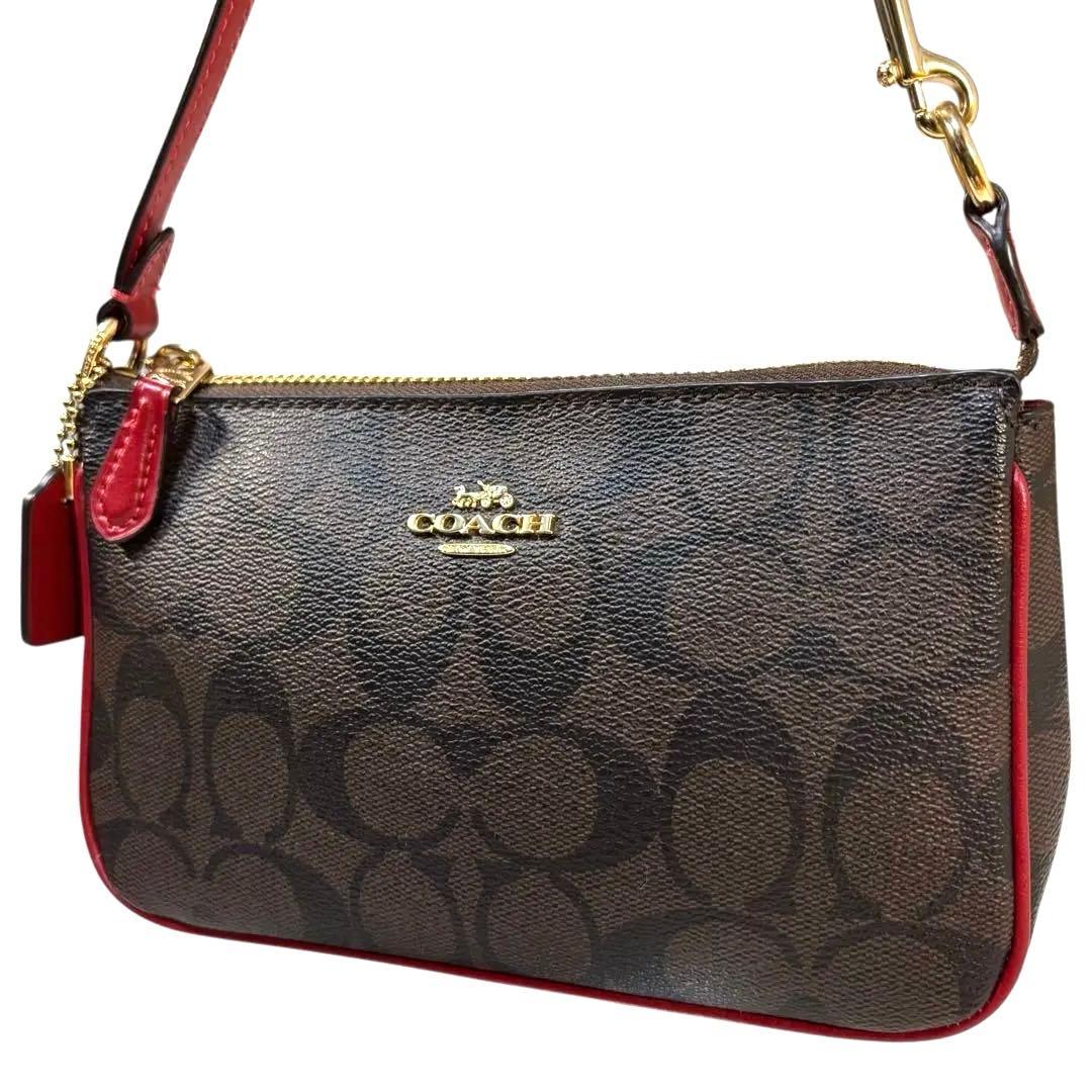 極美品　COACH アクセサリーバッグ　シグネチャー　ショルダー　肩掛け