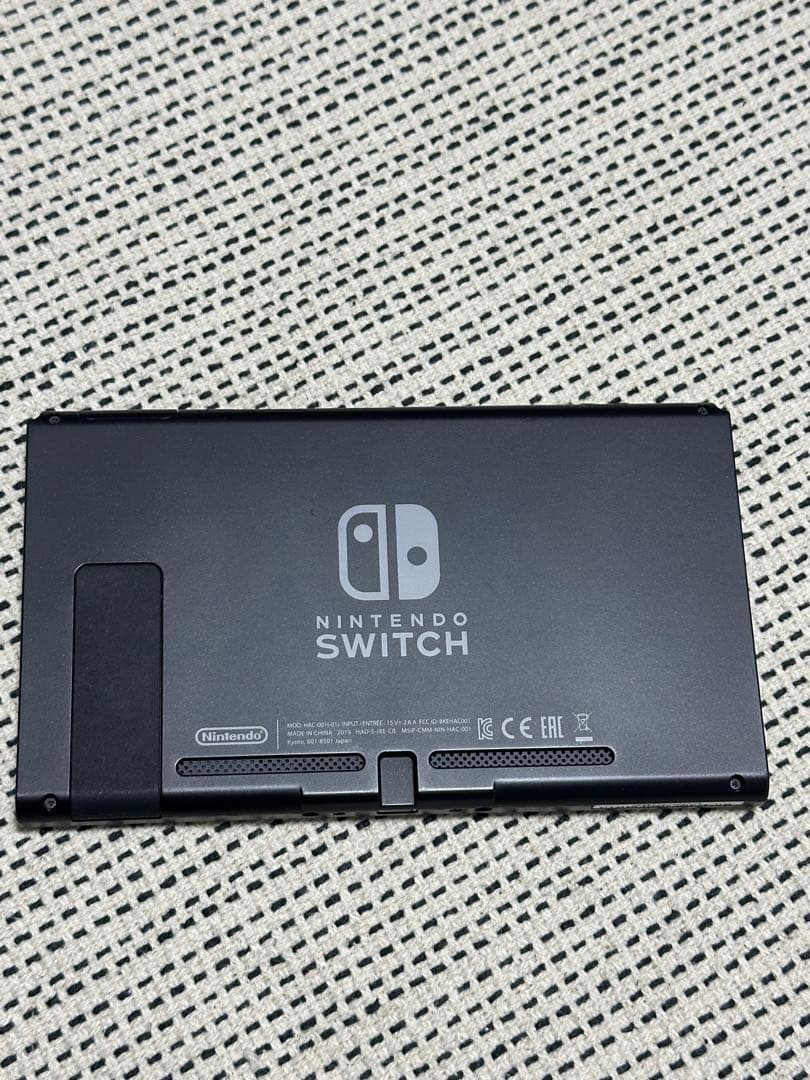 Nintendo Switch グレー 本体(Joy-Conグリップなし)