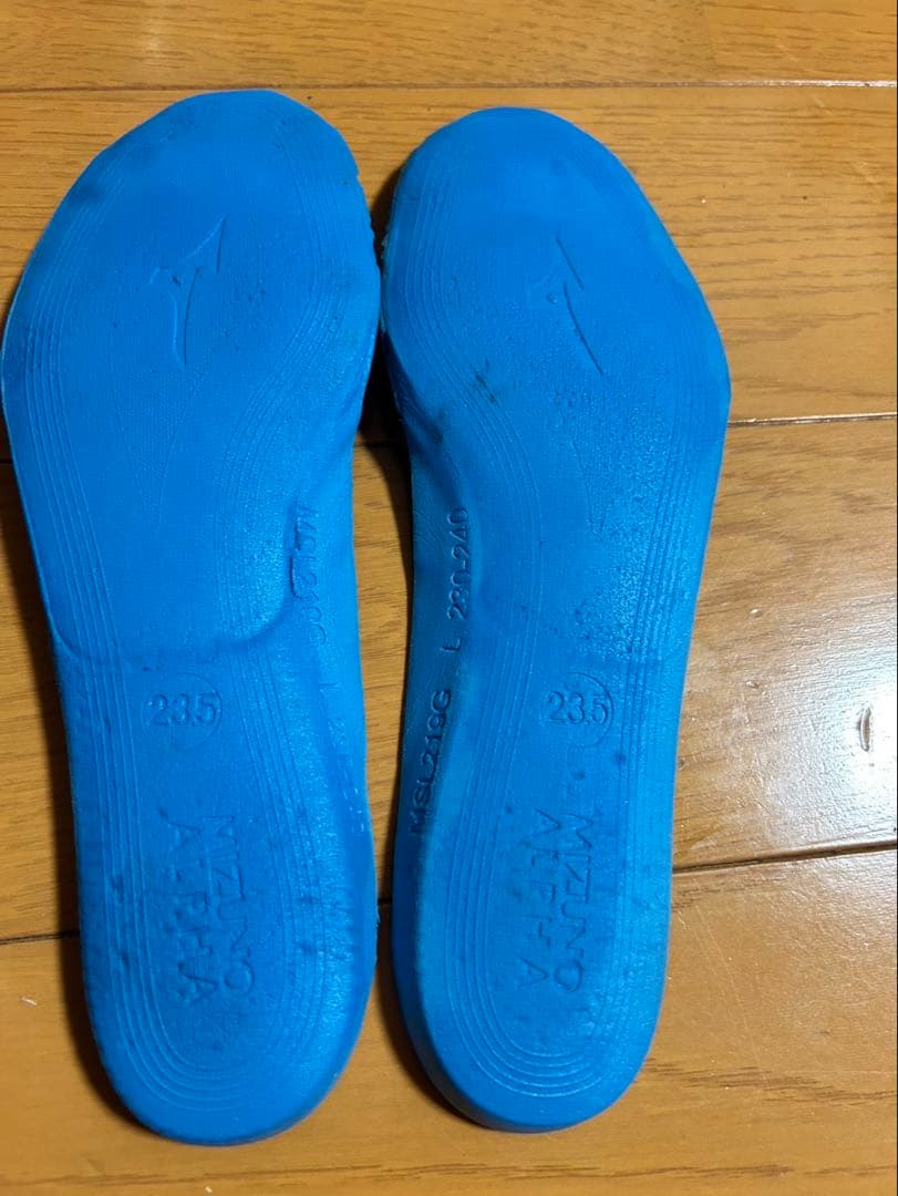 Mizuno サッカーシューズ スパイク シルバー/ゴールド 23.5