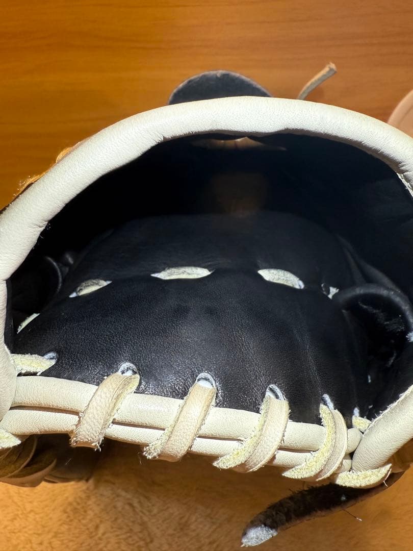 軟式兼硬式用投手用グローブ ハイゴールド