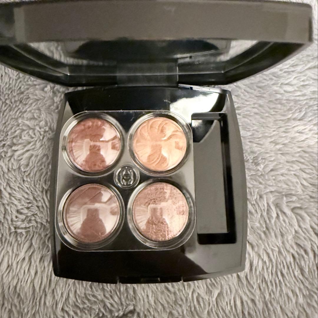 【けいたん】CHANELレキャトルオンブルブトン　219 ブトンクチュール