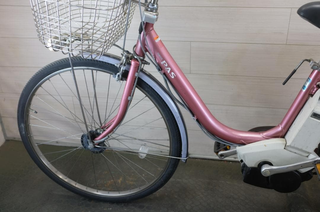 電動自転車 ヤマハPAS　26インチ3段8.1Ah（4点灯）充電器あり