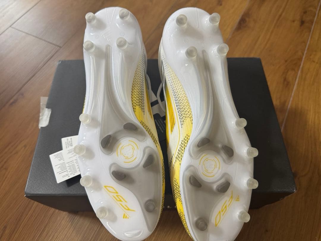 F50 elite キングスリーグ　26.5cm