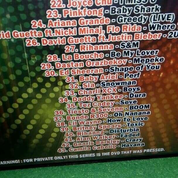 Tik Tok コレクション　４３曲　DVD　❤＊＊　メルカリ便　除菌発送！