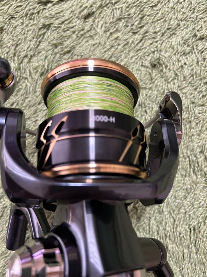 Daiwa CALDIA SW 8000-H スピニングリール