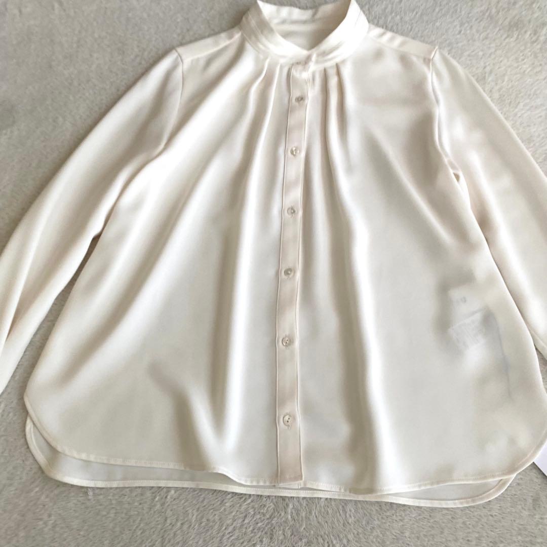 未使用品　SOEJU ソージュ　スタンドカラータックブラウス　M ホワイト　白