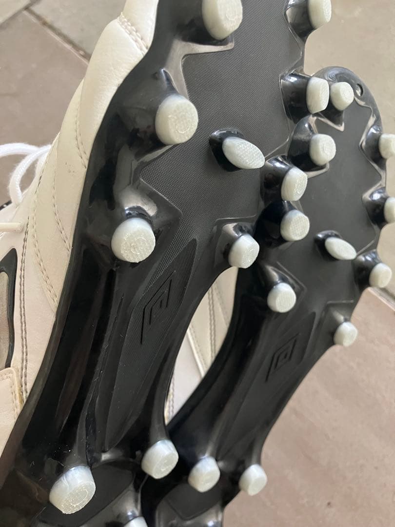 umbro アクセレイター b-rush HG 27.0cm アンブロ