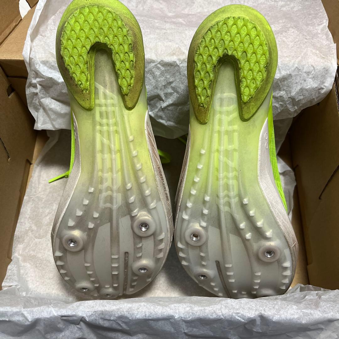 ADIZERO 26.0 陸上　シューズ